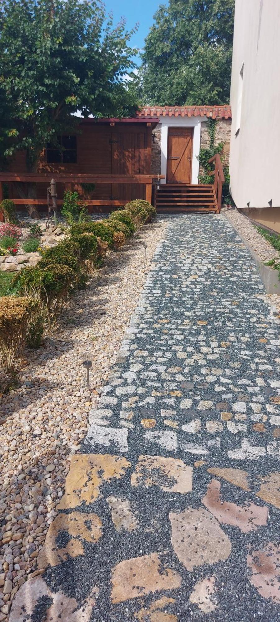 Apartmany Ve Starem Pivovaru Malesov Dış mekan fotoğraf